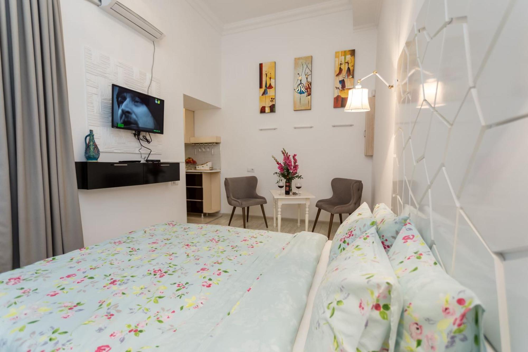 Old Tbilisi Trio Apartments Zewnętrze zdjęcie